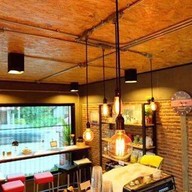 Sweet Mustache Coffee & Dessert