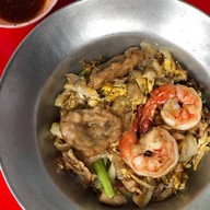 เมนูของร้าน ก๋วยเตี๋ยวผัดงี่เง่า เจ๊เบญโอเดี้ยน เยาวราช