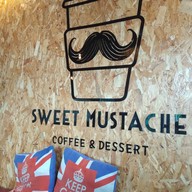 หน้าร้าน Sweet Mustache Coffee & Dessert