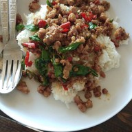 ก๋วยเตี๋ยว ปั๊ม Pt พนัสนิคม