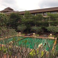 โรงแรมโรแมนติครีสอร์ทแอนด์สปา