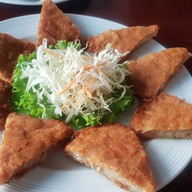 ครัวคุณกุ้งแพริมน้ำ อ่างทอง