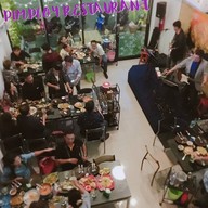 บรรยากาศ พิมพ์พลอย เรสโตรองต์