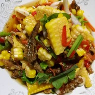 เมนูของร้าน คนละยำ 2 ยำ