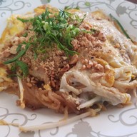 ป้าสมนึกเจ้าเก่า ผัดไทยมรดกโลก