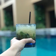 Sunbird Pool Bar Deevana Plaza Krabi