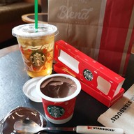 Starbucks อาคารบุญมิตร