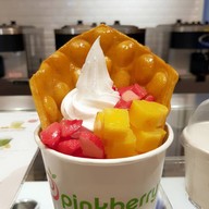 Pinkberry Crystal Veranda