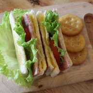 เมนูของร้าน The Gypsy Reader Books & Bistro