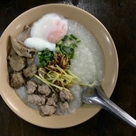 เมนูของร้าน ริมน้ำ อิ่มอร่อย