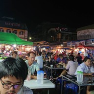 บรรยากาศ เจ๊ติ๊บ อาหารตามสั่ง
