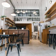 Bed Addict Hostel X Cafe