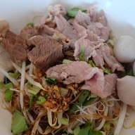 ลูกชิ้นฮ่องเต้ (เจ้าเก่ามหาสิน) สุภาพงษ์ 3 แยก 3