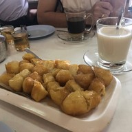 เมนูของร้าน ปาท่องโก๋บัณฑิต