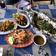 ร้านอาหารสวัสดิการกองบิน 5