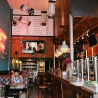 บรรยากาศ The Hopster Café Hat Yai