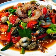 เมนูของร้าน ป้อม & บอลตำถาดดากระเบิด(ปลาร้าอุบล) อ่อนนุช 30