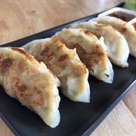 เครปเย็น Binmarn Sweet Box Cafe