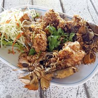 เมนูของร้าน ปะการังเรือนน้ำ บางแสน
