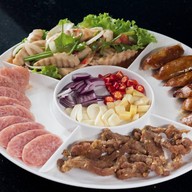 Take View Seafood  ริมบึงหนองโคตร