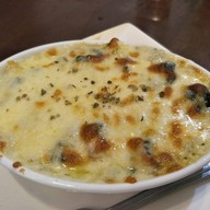 เมนูของร้าน Steak Kruakunyai โรงโป๊ะ ศรีราชา