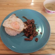 ฅ กระเพรา