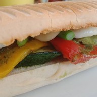 Icing Me สาขา 1 The Zign Hotel