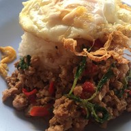 ครัวกันเองไข่กระทะ