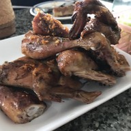 เมนูของร้าน ไก่ย่างมิตรภาพ เขาสวนกวาง