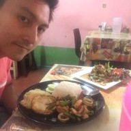 ครัวสองพี่น้อง & ครัวจักรพันธ์