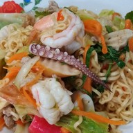 ร้านยำเห็ดมะนาวสด