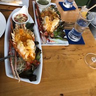 Take View Seafood  ริมบึงหนองโคตร
