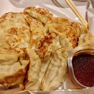 Gyoza Factory ซ.มีสทีน - ตลาดกำไรเงิน
