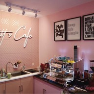 Itt's Cafe