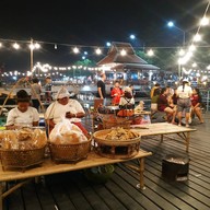 บรรยากาศ ตลาดน้ำสุขใจ