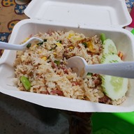 เมนูของร้าน Meedee Sriracha