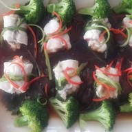 ร้านอาหารสุขใจ