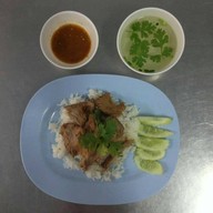 ยินดีข้าวมันไก่ โกด๋ง เตาปูน
