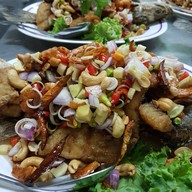 ร้านอาหารสุขใจ