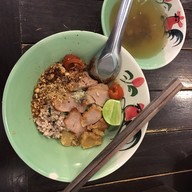 เมนูของร้าน ก๋วยเตี๋ยวสุโขทัย by พี่นิด