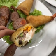 โกโย้ง โภชนา