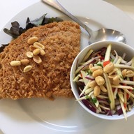 เมนูของร้าน Take View Seafood  ริมบึงหนองโคตร