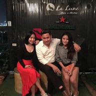 La Lune bar & bistro