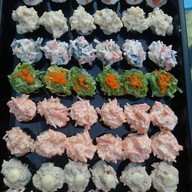 ซูชิหน้าล้น  มี่โกะ ซูชิ