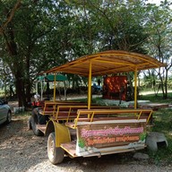 ใกล้น้ำเคียงนา เขาช่องพราน