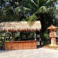 ใกล้น้ำเคียงนา เขาช่องพราน