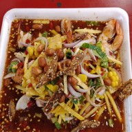 เมนูของร้าน เจ๊เก๋ ยำมะม่วงปูม้า