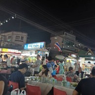 บรรยากาศ หมู ซีฟู๊ด
