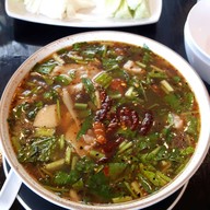 เมนูของร้าน ช.ช้าง ส้มตำยกครก ปัว จ.น่าน ศิลาแลง