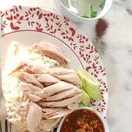 เมนูของร้าน ข้าวมันไก่ตอนสมชาย พระราม7